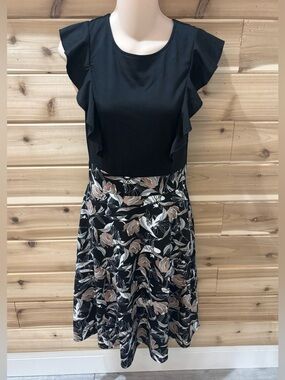 Brand new Ruffle Sleeve Floral A-Line Dress size medium